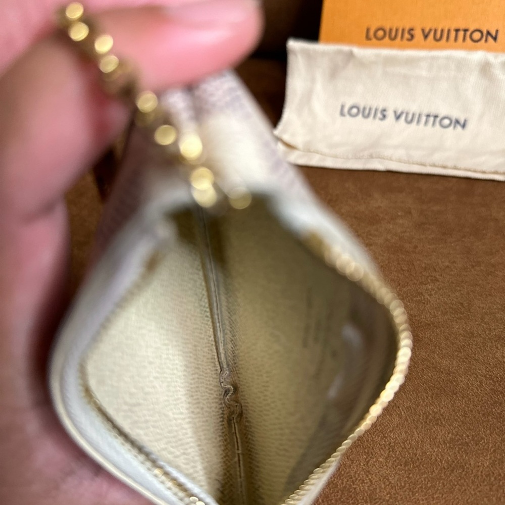 Louis Vuitton Damier Azur Key & Card Holder - Picture 13 of 13